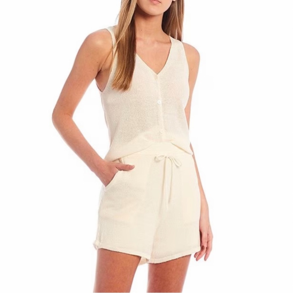 Every High Rise Drawstring Knit Shorts - Picture 3 of 10